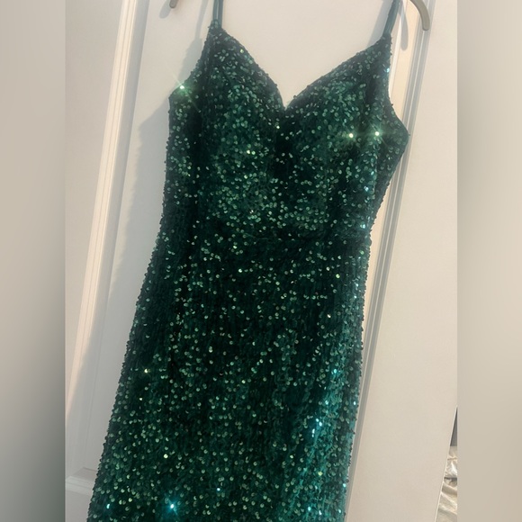 Velvet Spaghetti Straps V Neck Sequin Evening Gown Sparkly Prom Dress size 10_12 - Picture 2 of 5